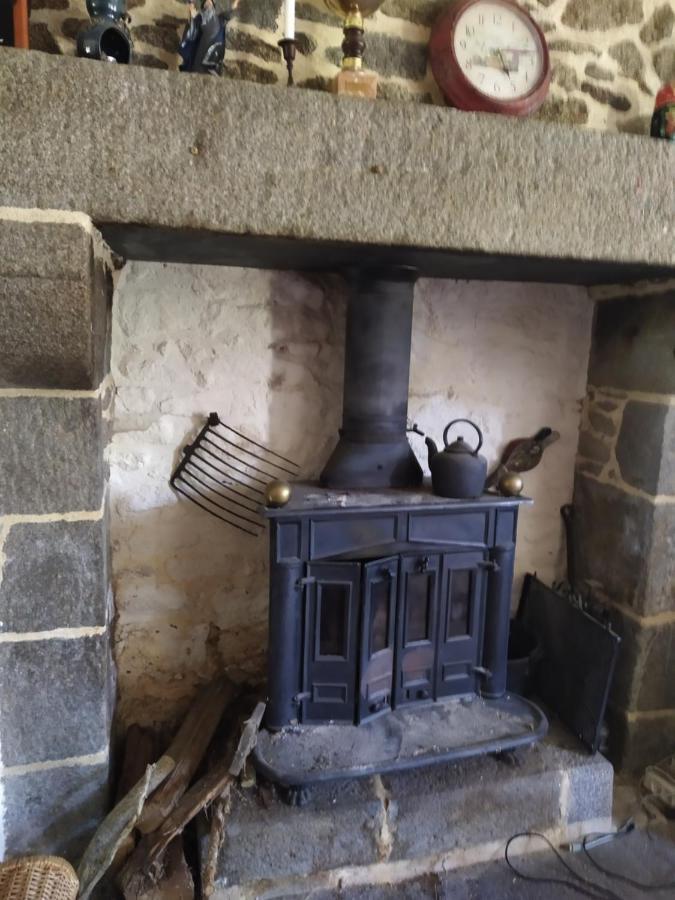 Maison En Granit Bleue Lanhelin Εξωτερικό φωτογραφία