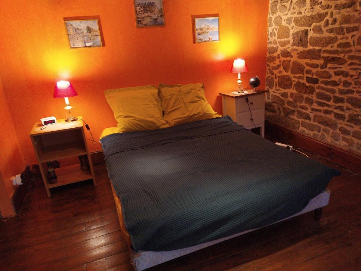 Maison En Granit Bleue Lanhelin Εξωτερικό φωτογραφία