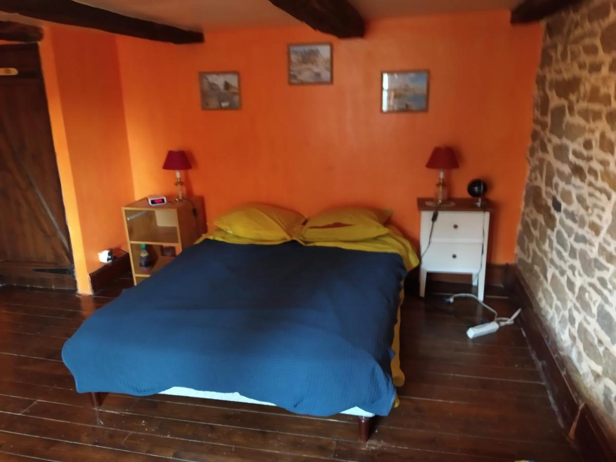 Maison En Granit Bleue Lanhelin Εξωτερικό φωτογραφία